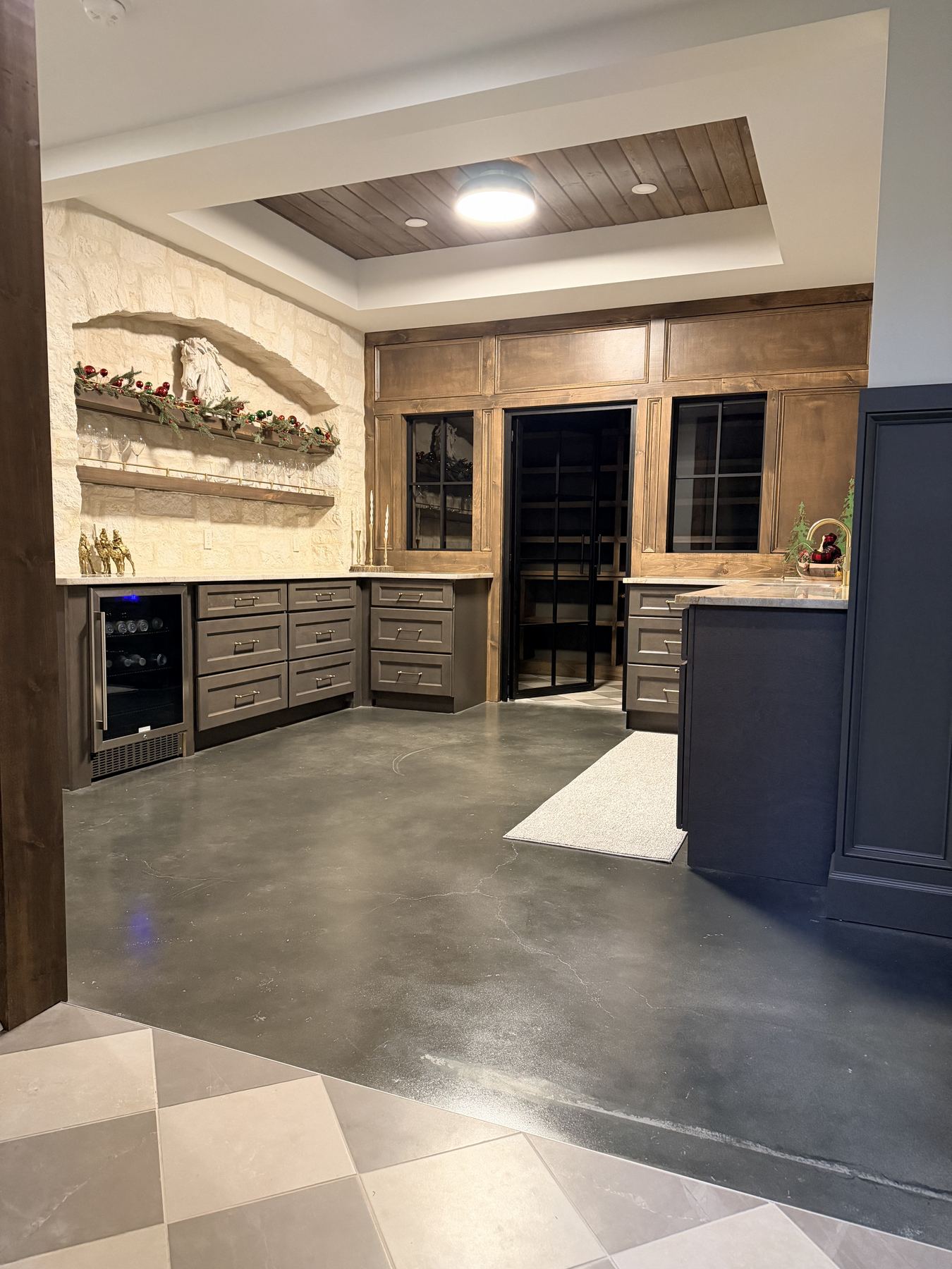 13645 Providence Luxury Basement Atlanta — Photo 8