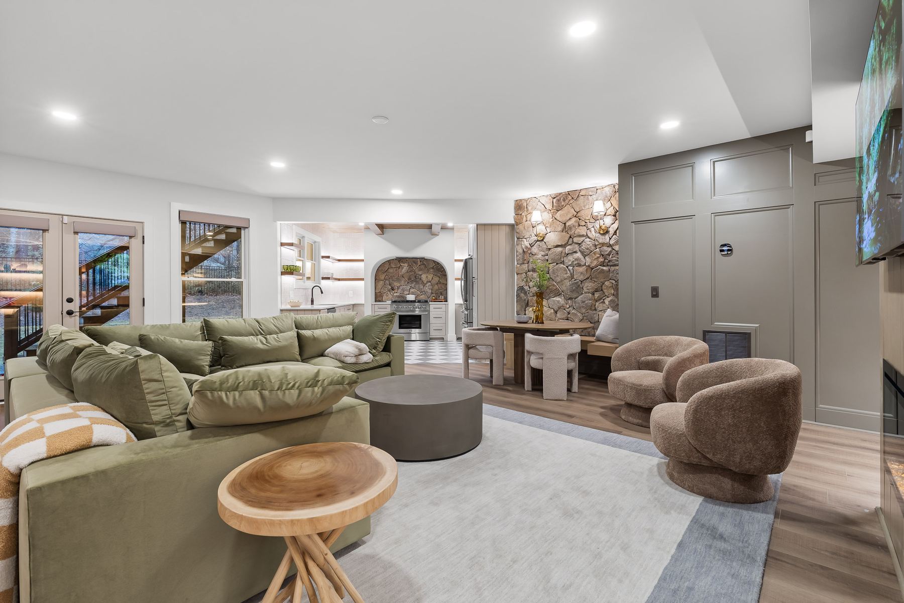 270 Dodd Lane Luxury Basement Atlanta — Photo 10
